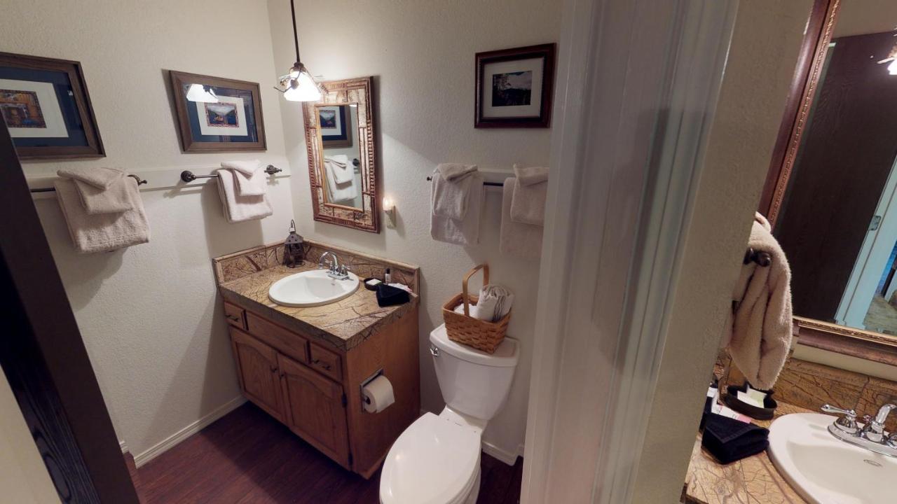 Apartamento Claim Jumper 8 Townhouse With High Speed Wifi Red River Exterior foto
